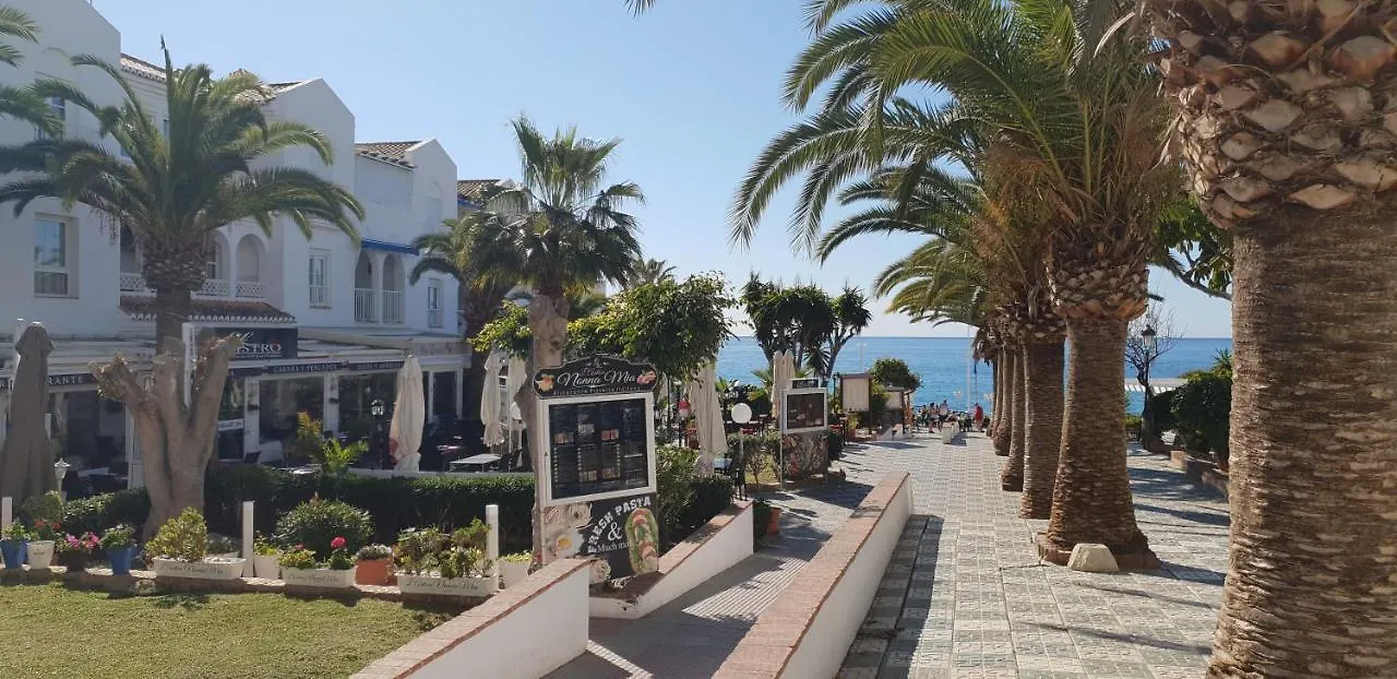 Studio Nerja Centro/Playa Apartment